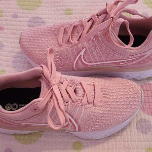 Nike women's react infinity run sneakers